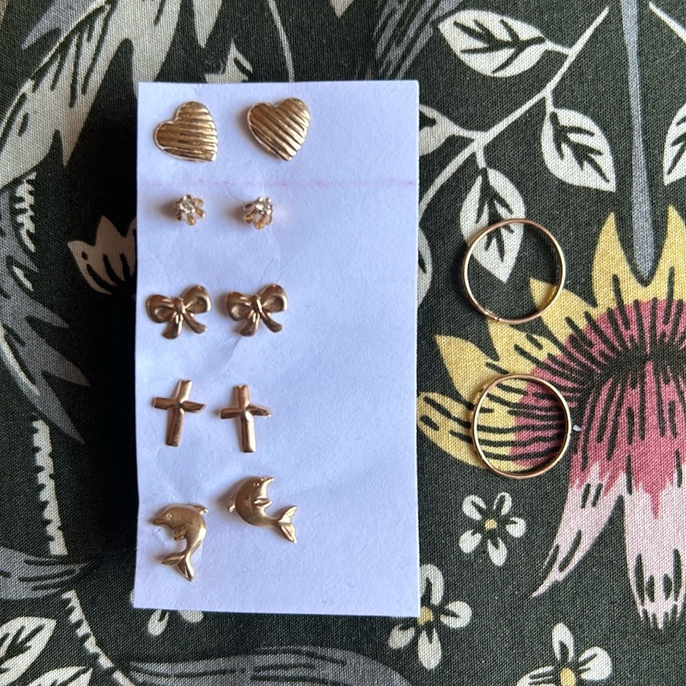 10k & 14k Gold Vintage Stud Earrings 7 Pack